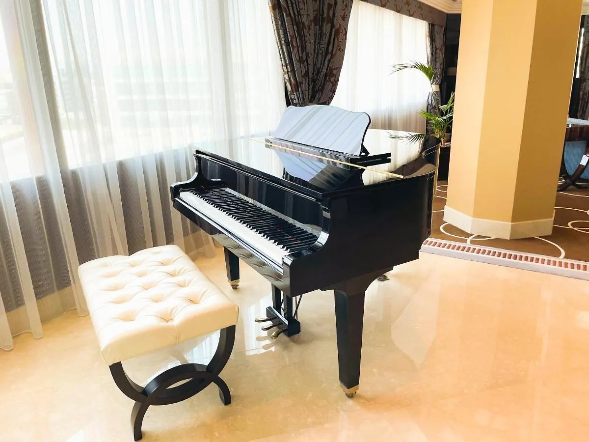 *****  Moevenpick Grand Al Bustan Hotel Dubai United Arab Emirates