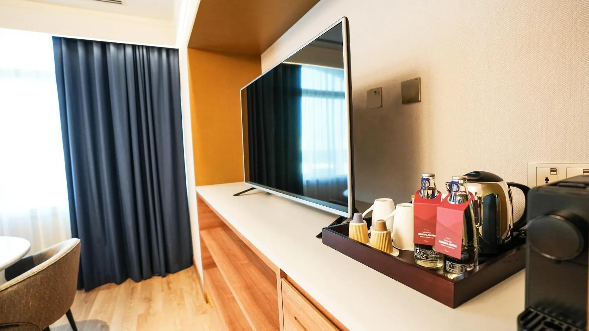 Moevenpick Grand Al Bustan Hotel Dubai