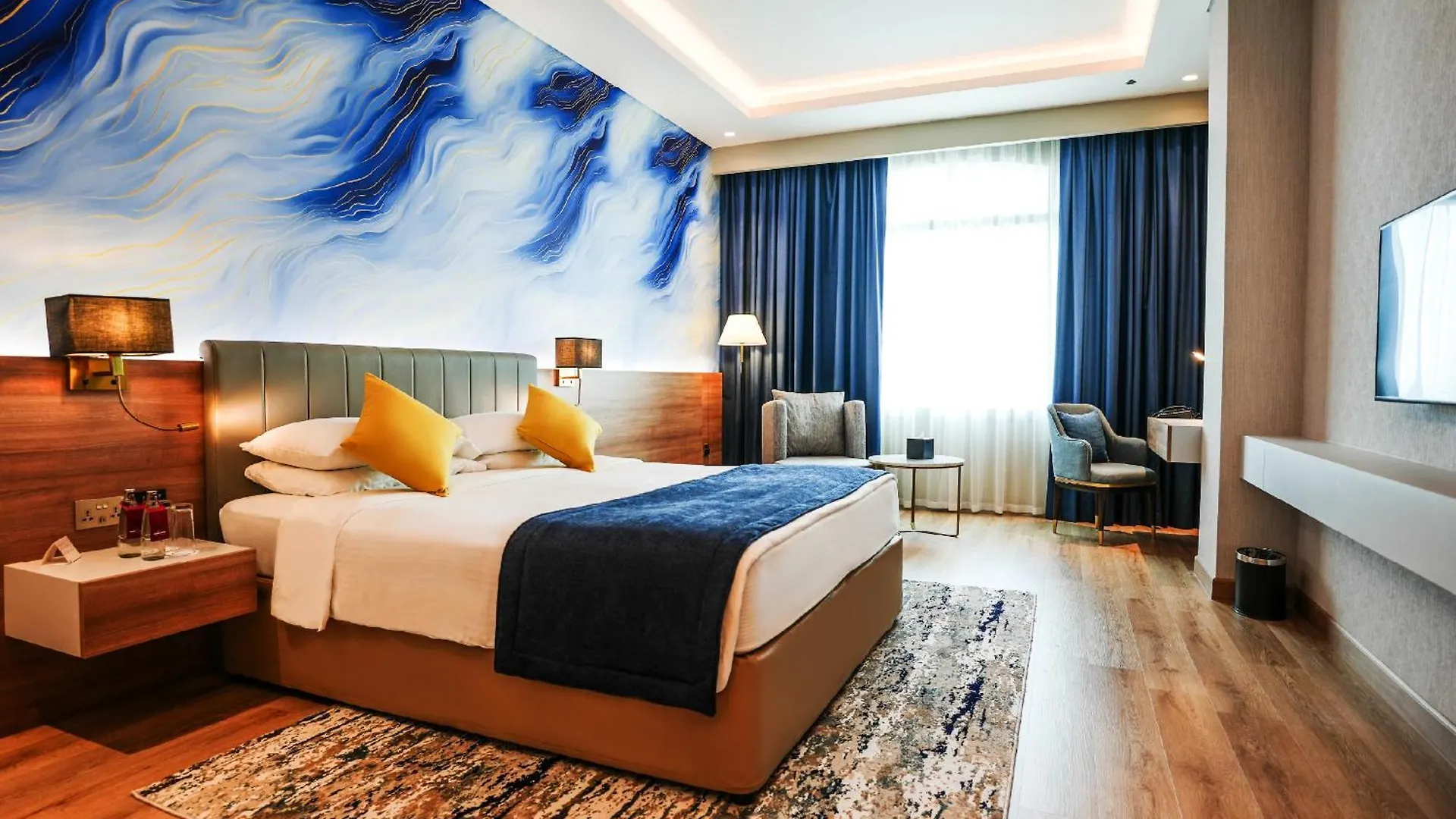 *****  Moevenpick Grand Al Bustan Hotel Dubai United Arab Emirates