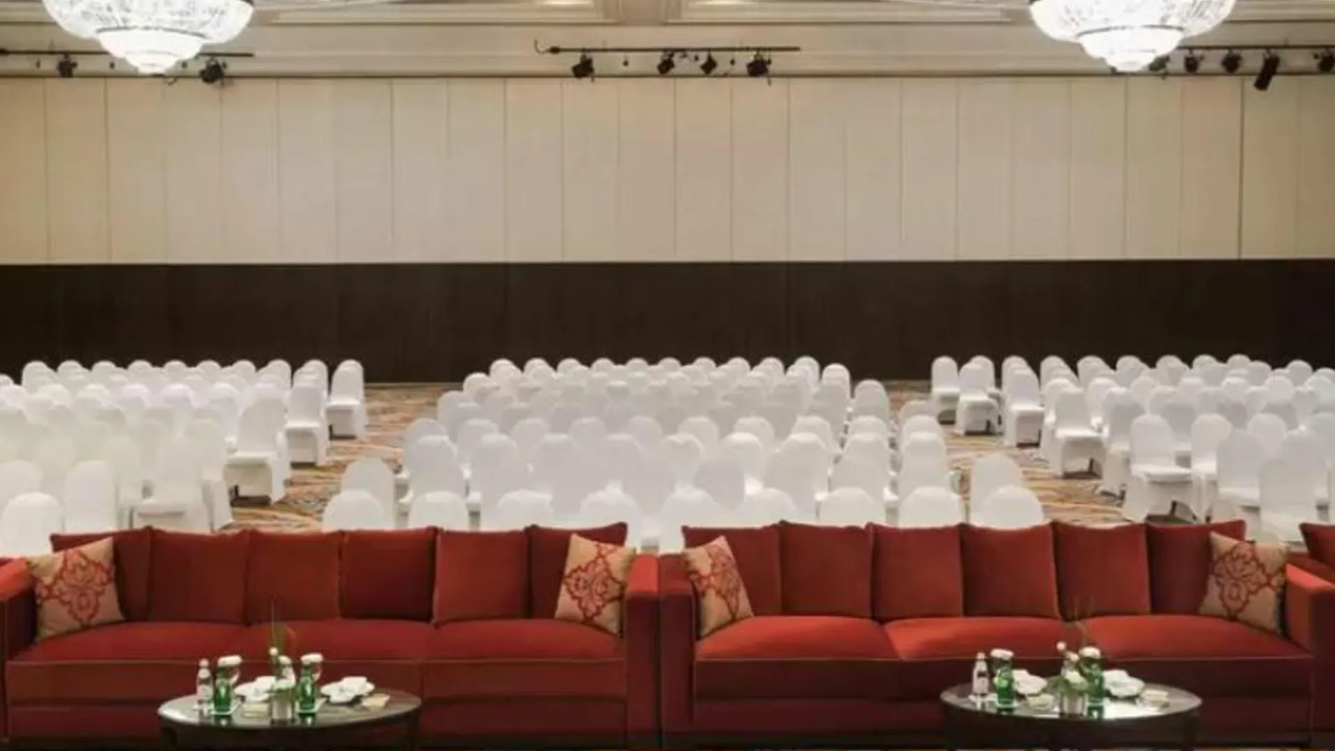 Moevenpick Grand Al Bustan Hotel Dubai